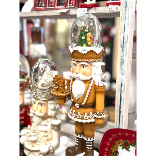 Mézeskalács diótörő hógömbbel, LED-es 45 cm