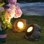   Kerti szolár lámpa kőszikla, kő - fehér SMD LED - 20 x 12 x 16 cm