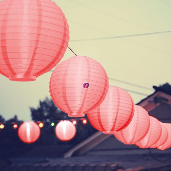 LED-es lampion  1 LED piros 2 x AAA