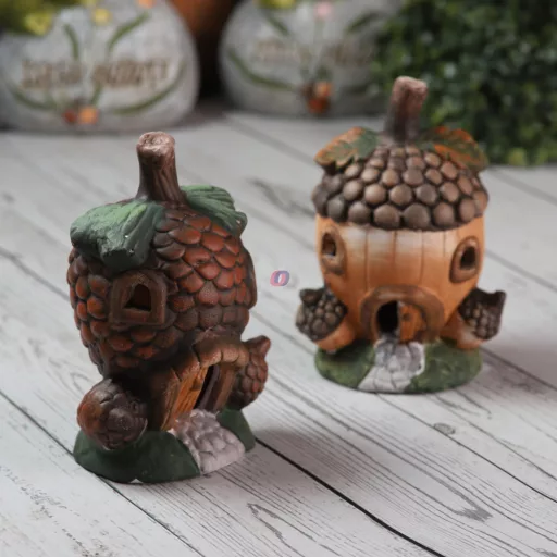 Makk házikó led világítással 14 cm elemes