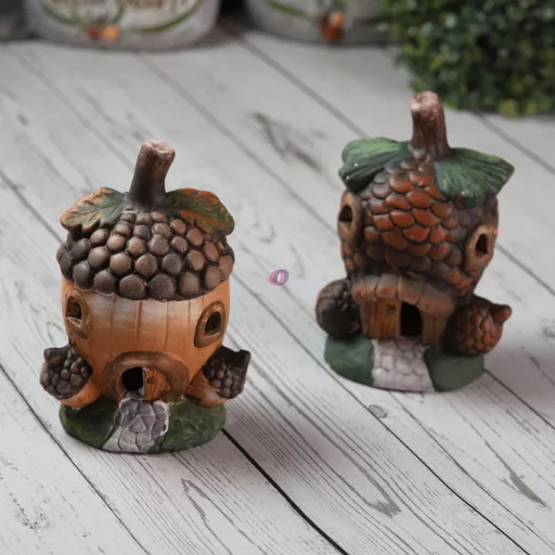 Makk házikó led világítással 14 cm elemes