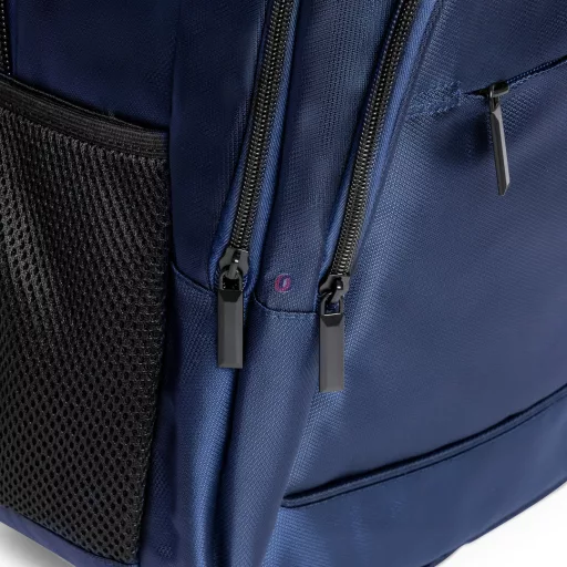 Prémium Real Madrid Iskolatáska személyre szabható, egyedi névvel "MBAPPÉ" Sötét kék