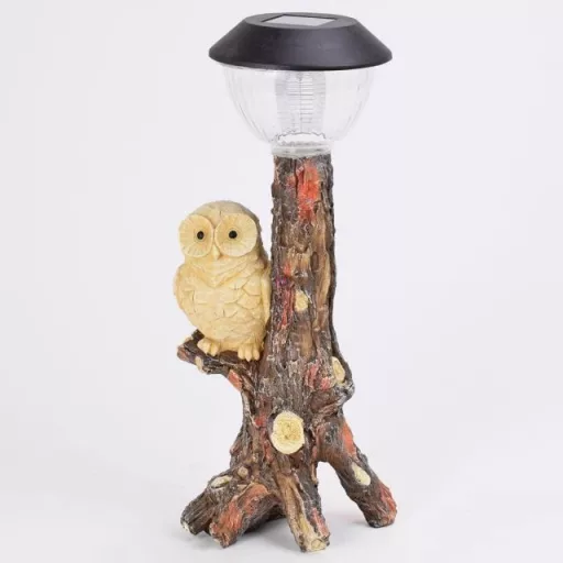 Cuki napelemes bagoly figura fatörzsön fa hatású 35 cm LED világítással