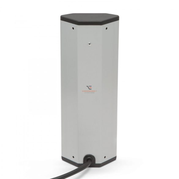 Sarokelosztó 4 x 250V, 16A 2 x USB, 2,1A alumínium ház