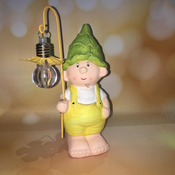Kerti figura fiú LED világítással 16,5cm