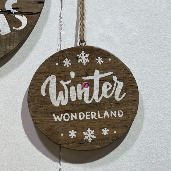 Fali dekor Winter Wonderland felirattal, kerek fa 20cm natúr, fehér