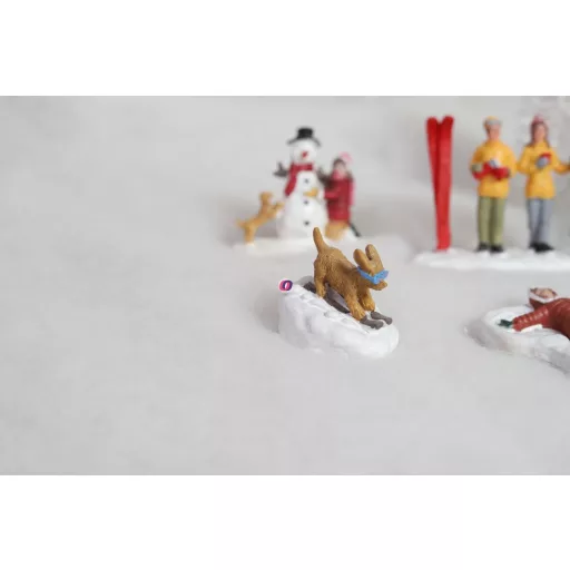 XL Luxury 7 db-os Karácsonyi falu figura szett "Snow fun"