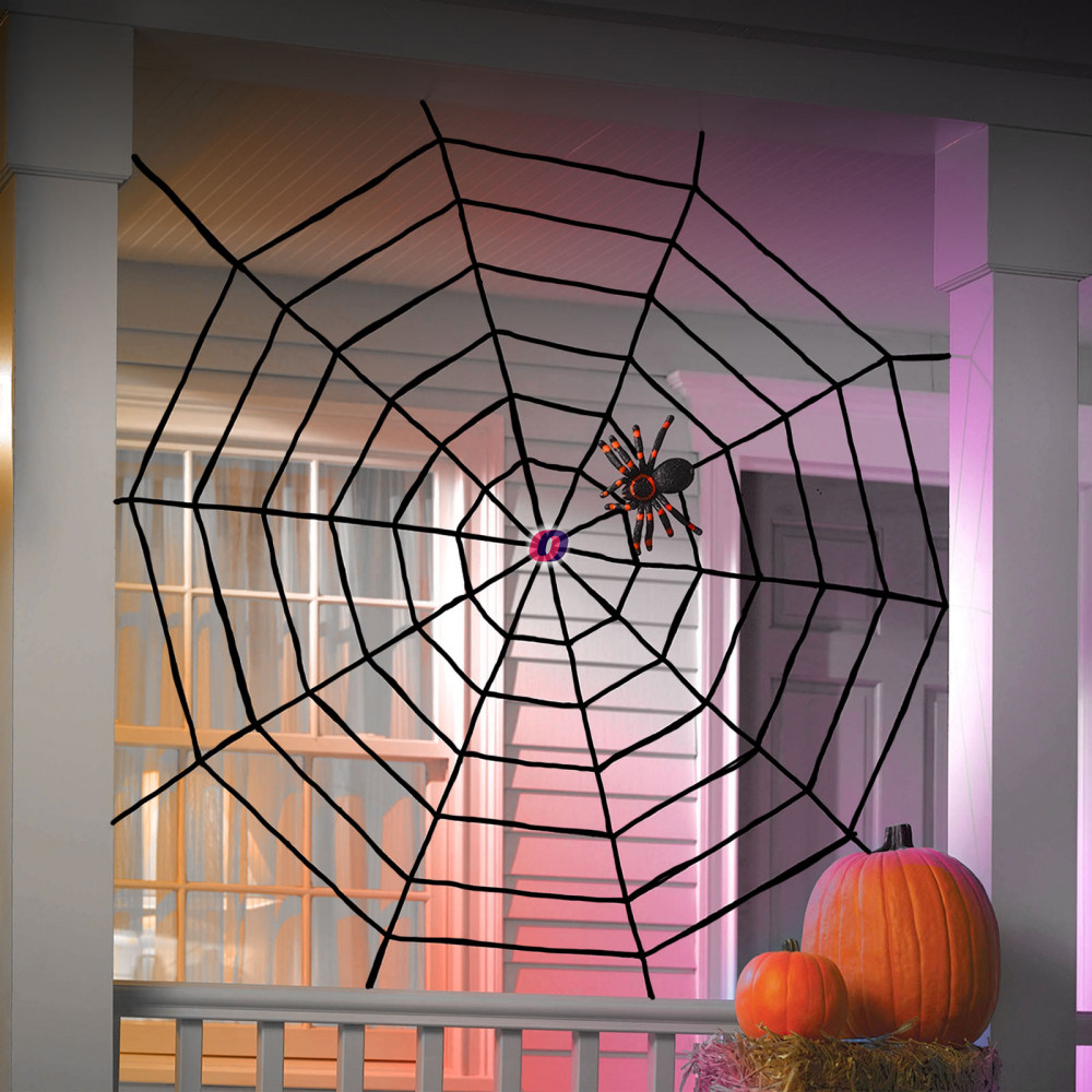 Halloweeni pókháló a teraszon
