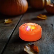 Dekor világítás halloweeni tökhöz - 4 színű LED - 2 x AAA - narancs - 77 x 35 mm   Dekor világítás halloweeni tökhöz - 4 színű LED - 2 x AAA - narancs - 77 x 35 mm