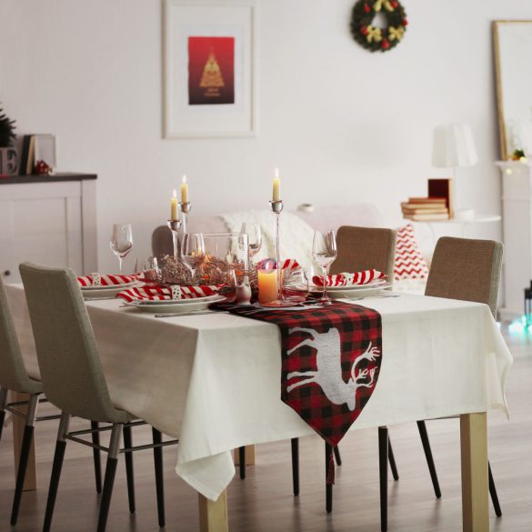 Luxury Karácsonyi asztalterítő futó szarvas mintás, kockás 175 x 35 cm