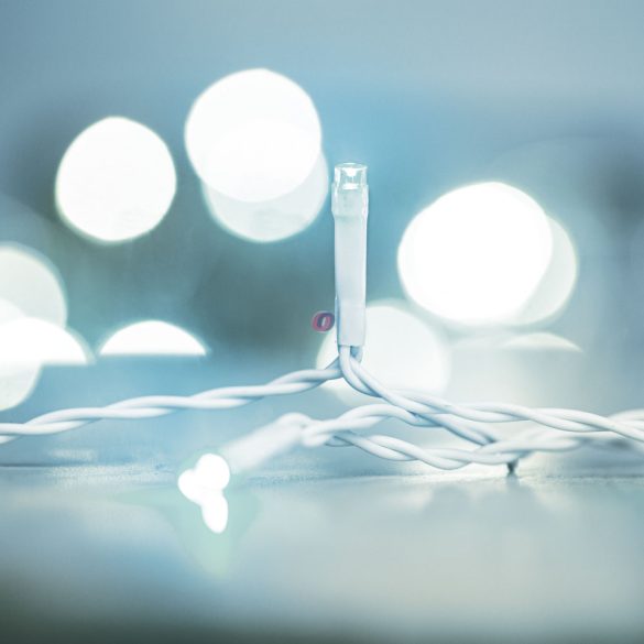 Kültéri Fényfüggöny - 200 db LED - hidegfehér - hálózati - IP44 - 4,2 m - 8 program