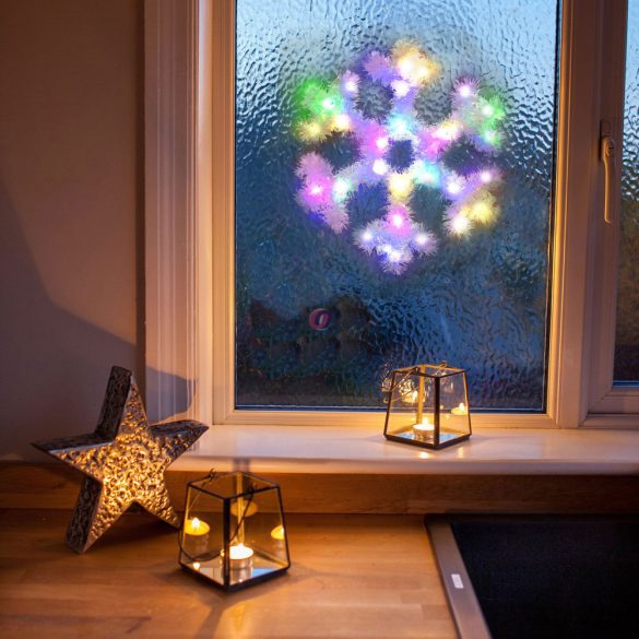 Világító ablakdísz jégkristály, 32 cm irizáló, színes, elemes