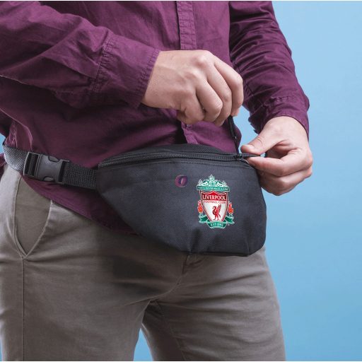 Liverpool övtáska egyedi névvel Fekete, személyre szabható