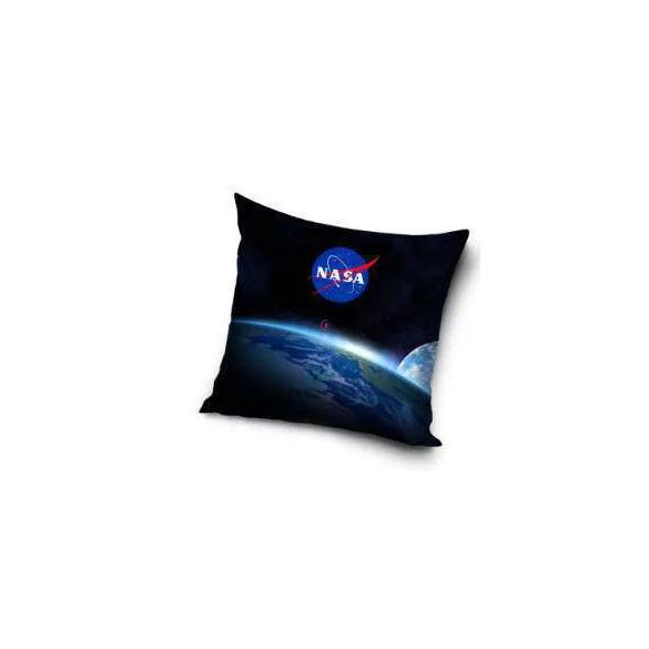 NASA „Earth” párnahuzat – 40 × 40 cm