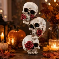 XL Tripla Koponyás halloweeni szobor rózsával 29 cm