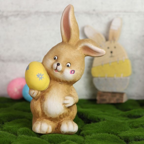 Húsvéti nyuszi figura 20 cm 2 féle répával, tojással, választható kivitel