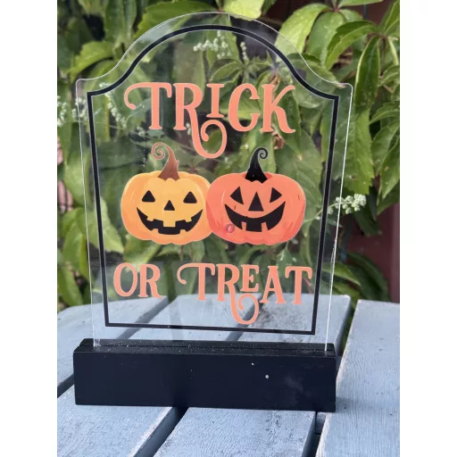 Halloween-i asztali sírkő dekoráció, 3 féle választható minta 20 cm