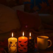 Halloweeni  gyertya 10 cm 3 féle választható szín