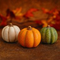   Kézzel festett őszi tök dekor 6 cm 3 féle választható szín