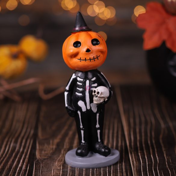 Vicces Halloweeni tökfej figura 17 cm 4 féle választható