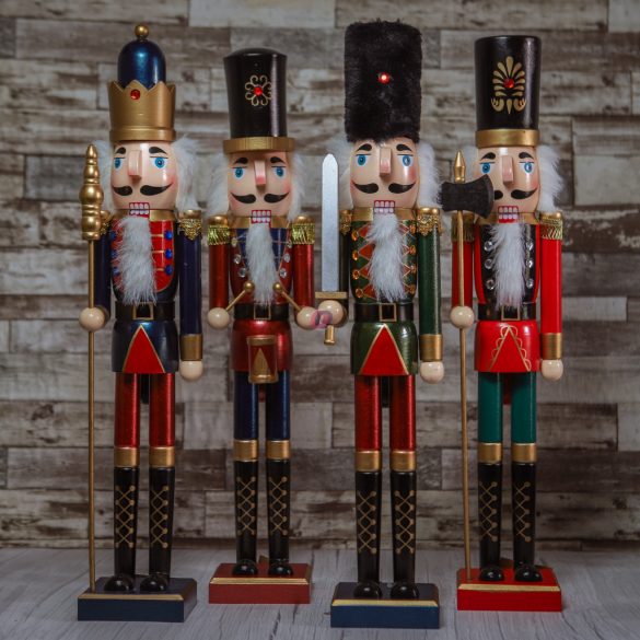 XL Diótörő figura Traditional valódi fa 55 cm 4 féle karácsonyi figura