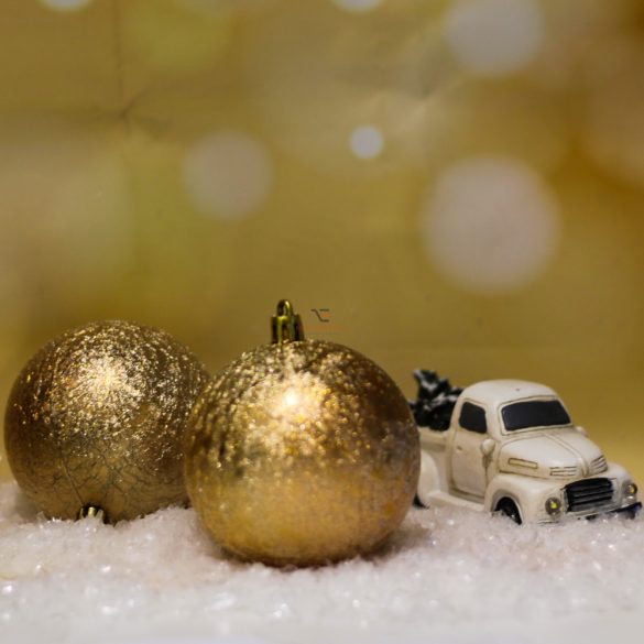 Gömbdísz jeges hatású, műanyag 8cm arany 6 db-os Karácsonyfa gömb