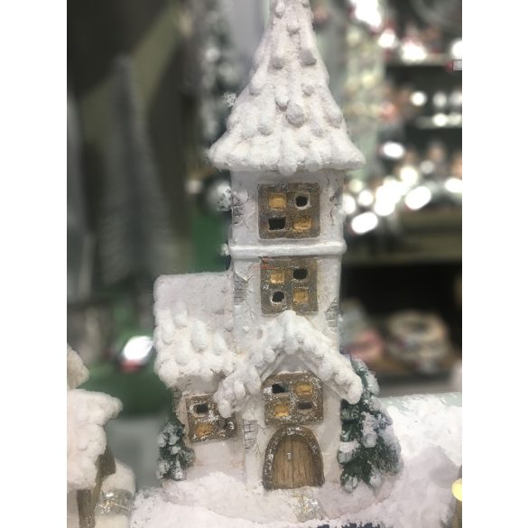 Házikó kerámia 31x21,5x58,5cm krém,fehér karácsonyi LED figura