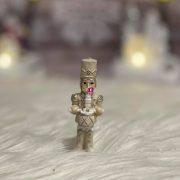   Diótörő álló poly 2.2x1.8x6.3cm krém, arany 4 féle karácsonyi figura