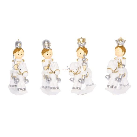 Katona álló poly 5x2x7.5cm fehér,arany,ezüst 4 féle karácsonyi figura