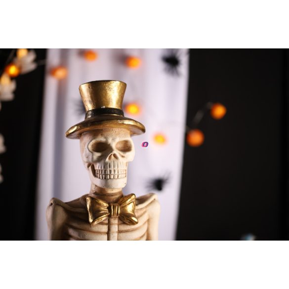 XXL Halloweeni csontváz fiú figura tökkel 84 cm LED-es