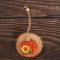 Őszi Tök fakoronggal akasztós poly 9x8,5x2,1cm natúr,narancssárga