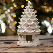   Karácsonyfa csillaggal masnikkal forgó, zenélő poly 11,5x11,5x20,5 cm fehér