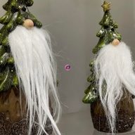 Karácsonyi Manó fenyő sapkában LED-es poly 9x5,5x16cm zöld, barna   Karácsonyi Manó fenyő sapkában LED-es poly 9x5,5x16cm zöld, barna