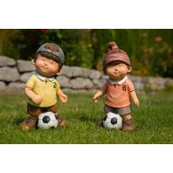   Gyerekek fiú, lány labdával álló 21x15x36 cm 2 féle, 1 db