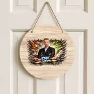 Jakab Péter DK 2026 -  ajtódísz 30 cm, fa, akasztható