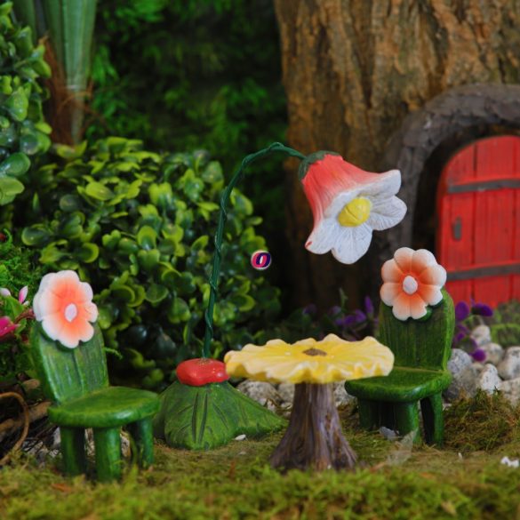 Tündérkert bútor szett virágos 4 db-os poly Deconline Fairy Garden