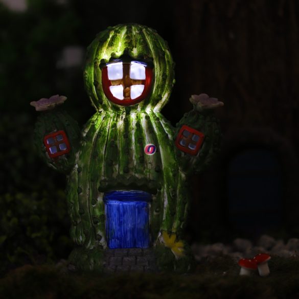 Napelemes tündérkert kaktuszház figura LED világítással 22 cm Deconline Garden