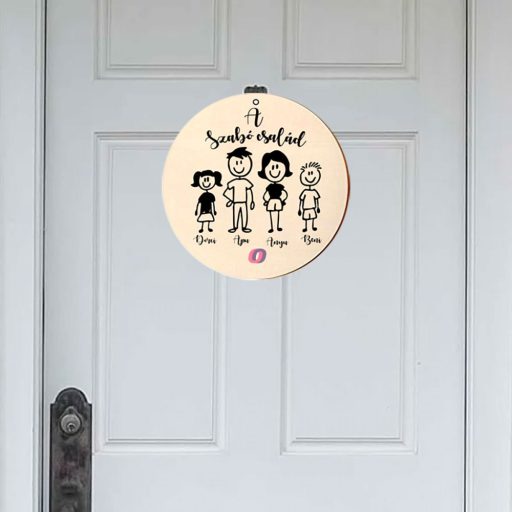 Egyedi névre szóló családi faTábla 30 cm, akasztható