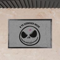 Halloweeni Lábtörlő "Jack" személyre szabható 60x40 cm szürke   Halloweeni Lábtörlő "Jack" személyre szabható 60x40 cm szürke