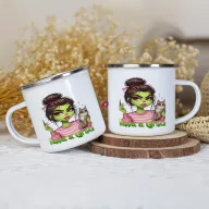   Egyedi feliratos Fém bögre "Grincs lány cicával" 360 ml