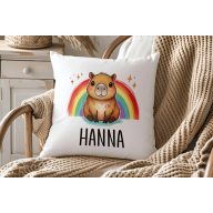   Egyedi neves CAPYBARA "Rainbow" párnahuzat választható személyre szabható egyedi névvel 40 cm