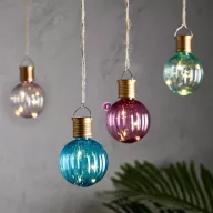   Prémium felakasztható napelemes lámpa gömb "Bright colour" 4 led