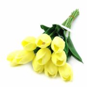   Élethű tapintású tulipán halvány krém-sárga 33 cm 1db