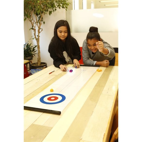 Asztali Curling játék