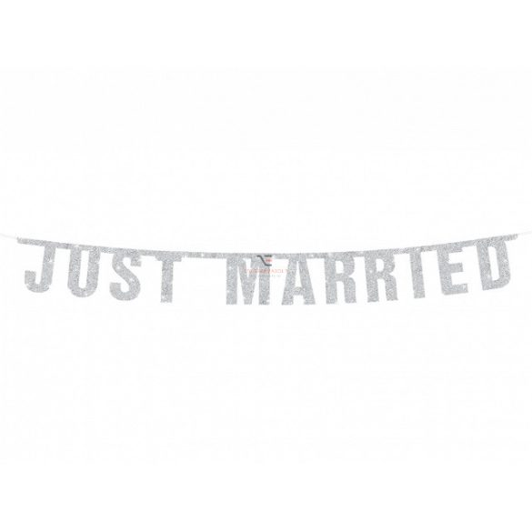 Girlang felirattal Just Married 18x170cm