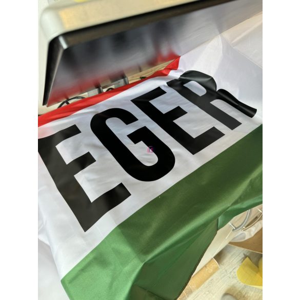 Óriás szurkolói magyar zászló XXL egyedi szöveggel 90x150 cm