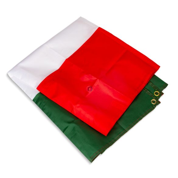 Óriás szurkolói magyar zászló személyre szabott egyedi logóval és szöveggel 90x150 cm