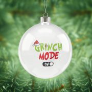   Fehér műanyag karácsonyfa gömb grinch mode on felirattal 10 cm
