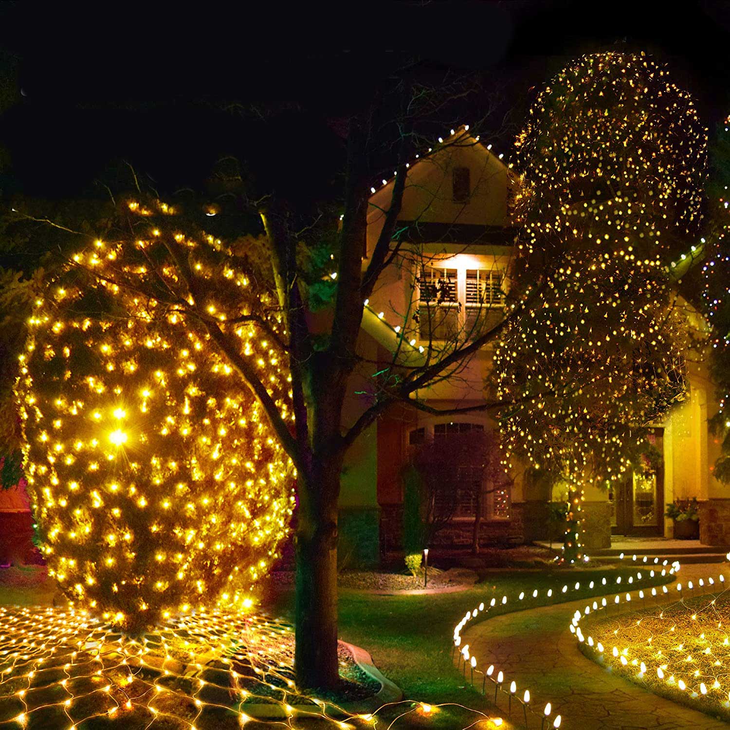 Karácsonyi világítás ötletek - növények, fák megvilágítása