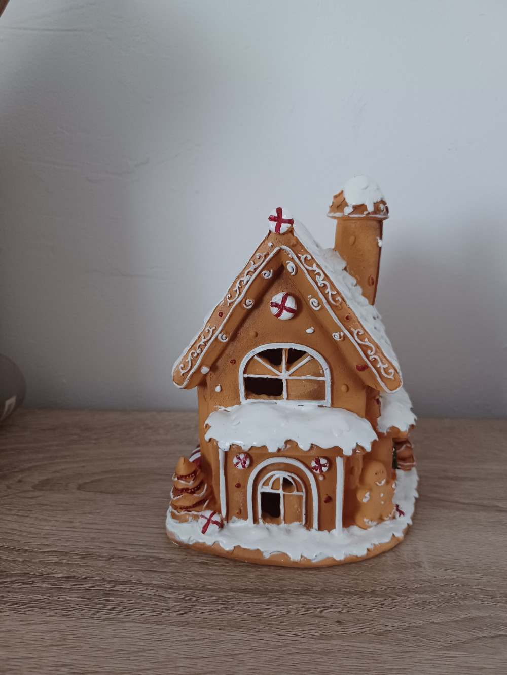 Mézeskalács ház LED-es 14*18  cm